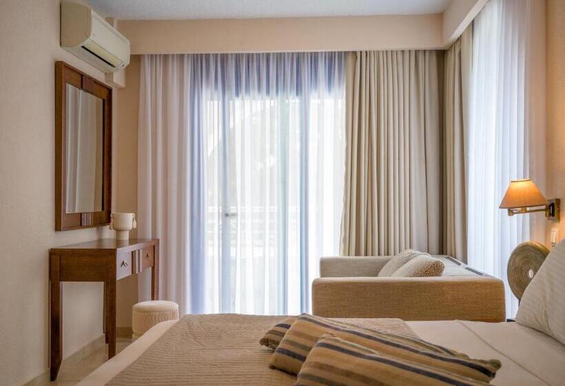 Семейный Номер, Secret Paradise Hotel & Spa