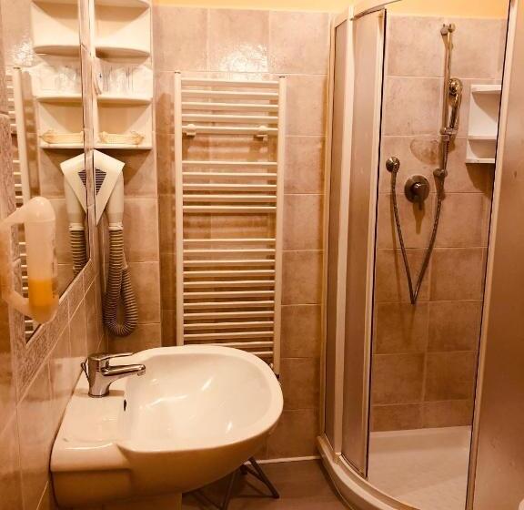 Трехместный Номер Deluxe, Duca Della Corgna