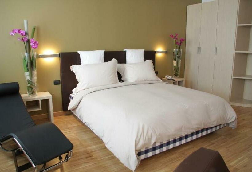Номер Executive, Euro Hotel Residence