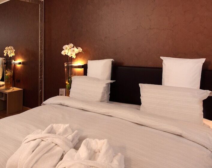 Номер Executive, Euro Hotel Residence