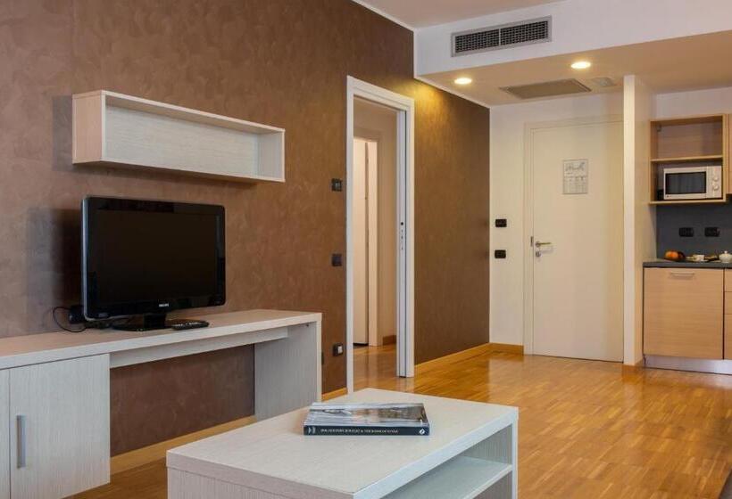 Апартаменты 1 Спальня, Euro Hotel Residence