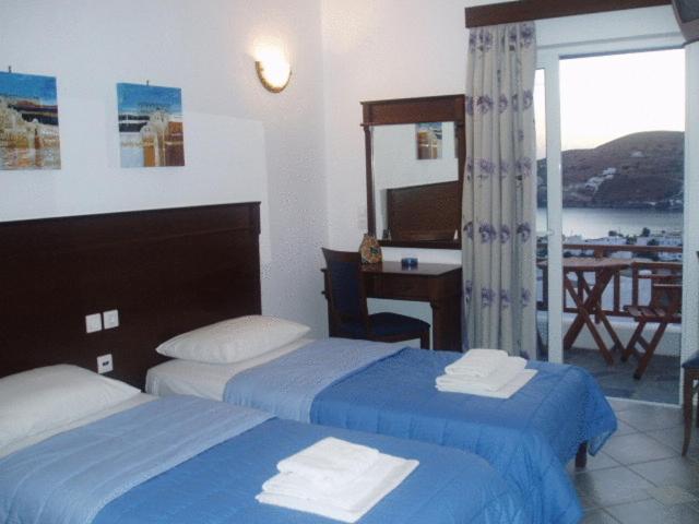 اتاق استاندارد, Rita S Place