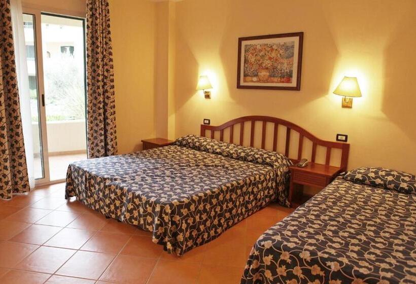 Номер Стандарт Трехместный, Th Marina Di Pisticci  Ti Blu Village