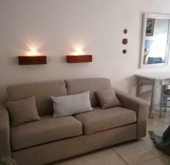 Номер Стандарт с Балконом, Fiore Bed And Breakfast