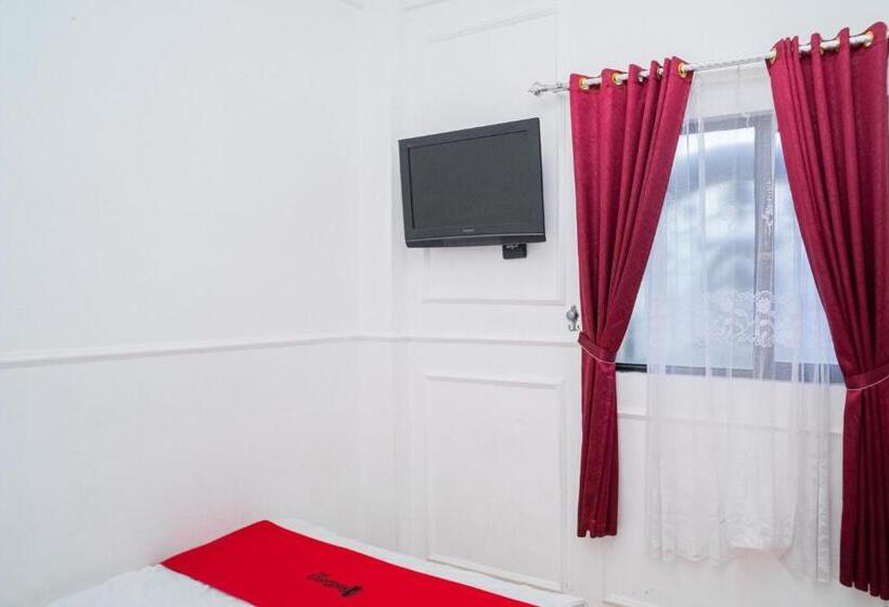 Номер Стандарт, Reddoorz Syariah At Aura Homestay