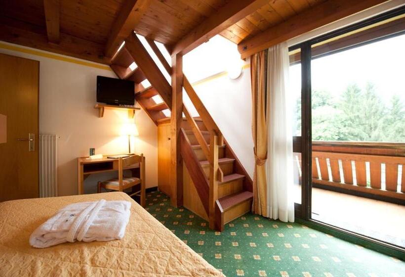 Номер Стандарт Трехместный, Centro Pineta Family Hotel & Wellness