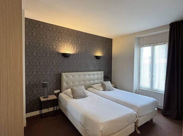 Номер Стандарт, Hôtel De Troyes
