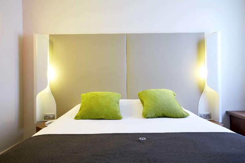 Номер Стандарт Трехместный, Ibis Styles Crolles Grenoble A41
