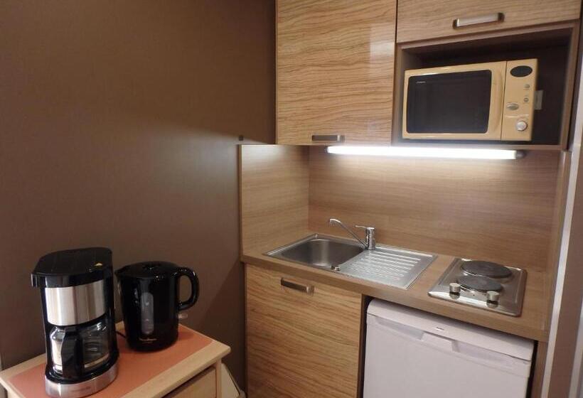 스탠다드 스튜디오 (전망), Residence Veles Plage