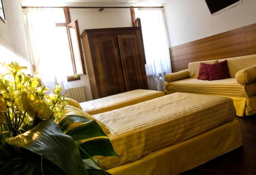 اتاق استاندارد سه نفره, Albergo Marin