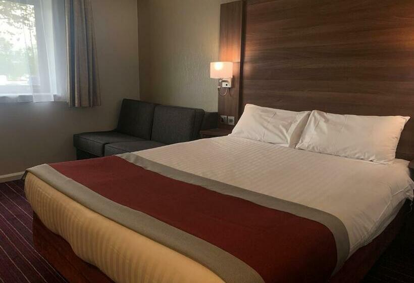 Семейный Номер, Days Inn Wetherby