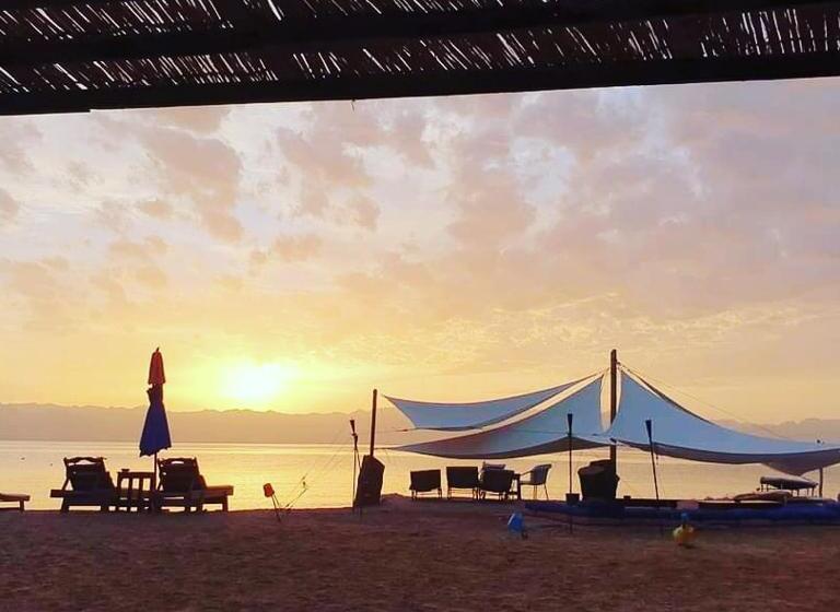 اتاق استاندارد با چشم‌انداز دریا, Nakhil Inn Nuweiba
