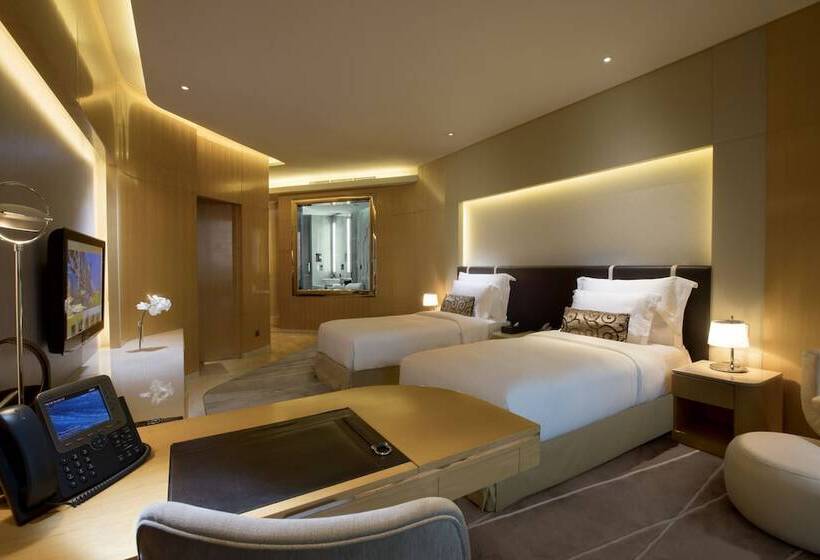 带阳台精选间, The Meydan Hotel Dubai