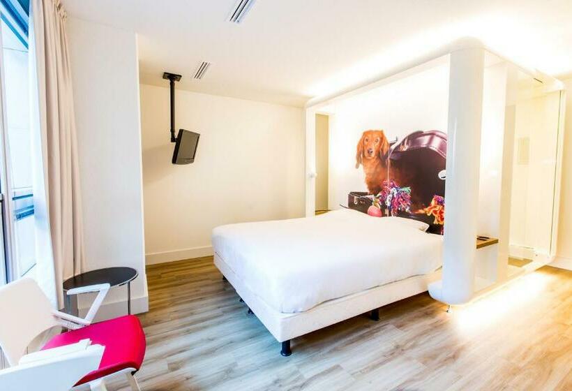 Basic Room, Qbic Amsterdam Wtc