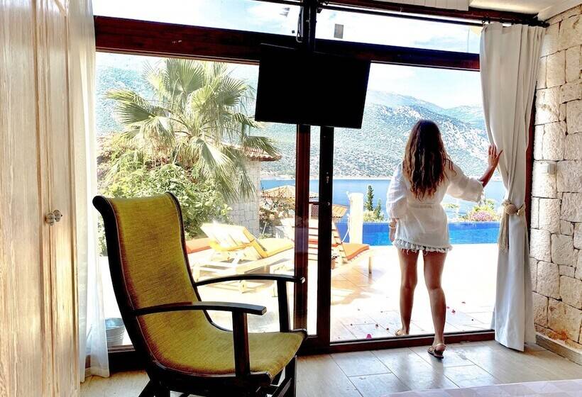 Номер Стандарт Вид на Море, Club Hotel Barbarossa