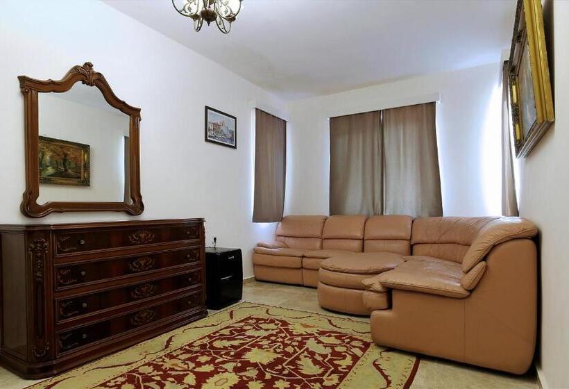 Family Suite, Dalya Life