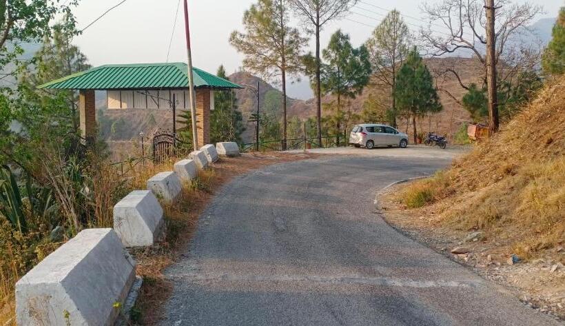 침실 1개 복층 룸, Blue Pine Orchards   Villas