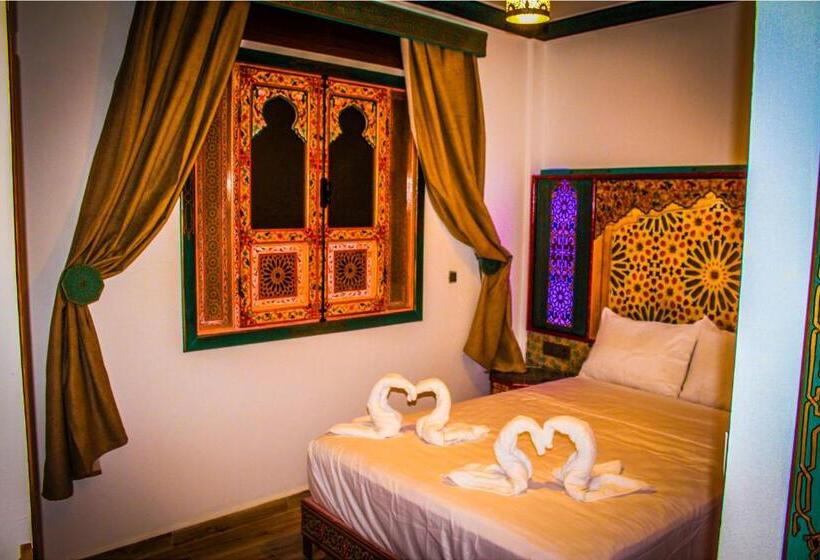 Номер Стандарт, Riad Azemmat
