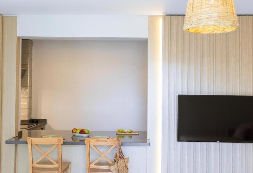 Люкс Повышенной Комфортности, Sole Vista Homes