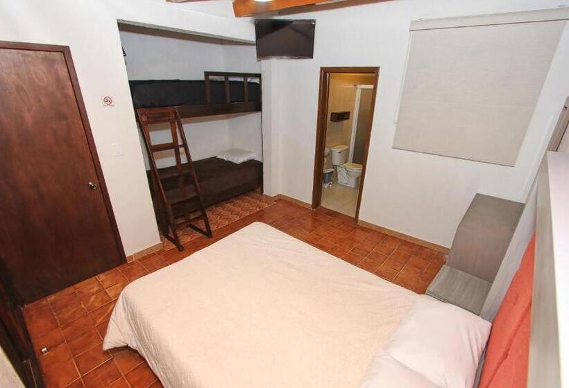 اتاق خانوادگی, Casa Autora 40