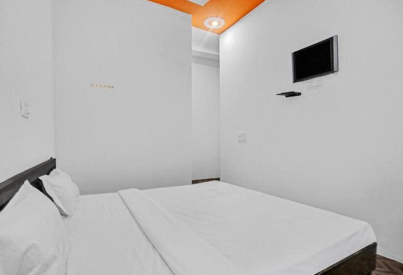3-Bett-Standardzimmer, Spot On Shashank Plaza