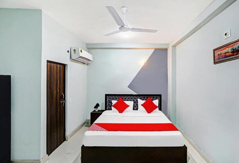 Üç Kişilik Klasik oda, Oyo 81244 Forty Three Mainvue