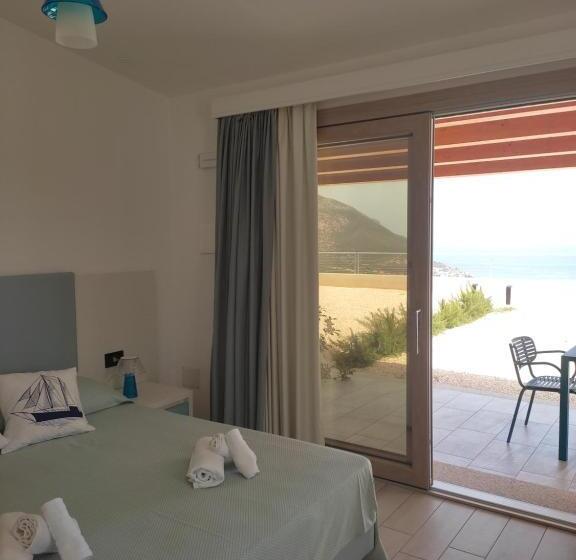 Номер Стандарт Вид на Море, Pranos Turismo Rurale Cala Gonone