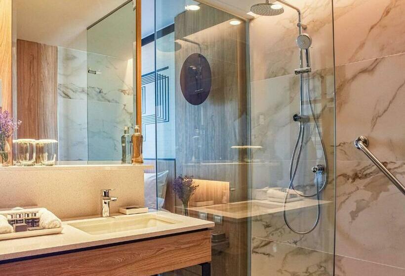 디럭스 룸 킹사이즈 침대, Pullman Lima Miraflores