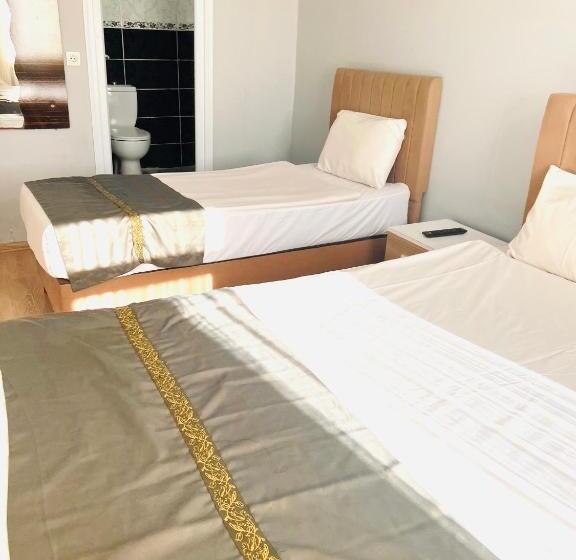 Triple Room Sea View, Otel Grand Sami