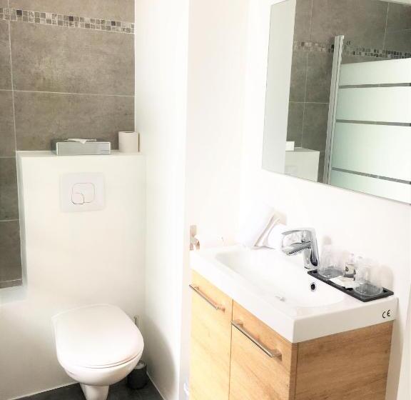 Номер Стандарт, Hôtel Jules