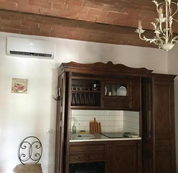 Апартаменты 1 Спальня Нижний Этаж, Country B&b Corniola