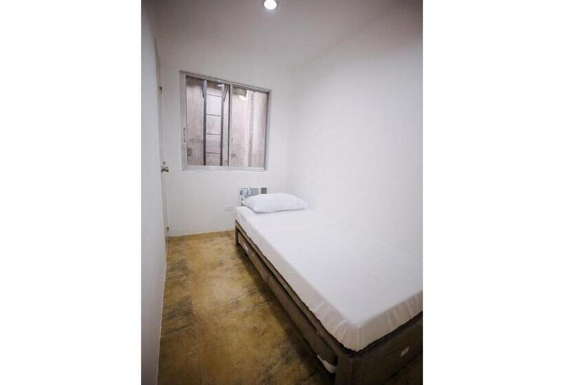 スタンダードシングルルーム, Oyo 789 Abn Residences