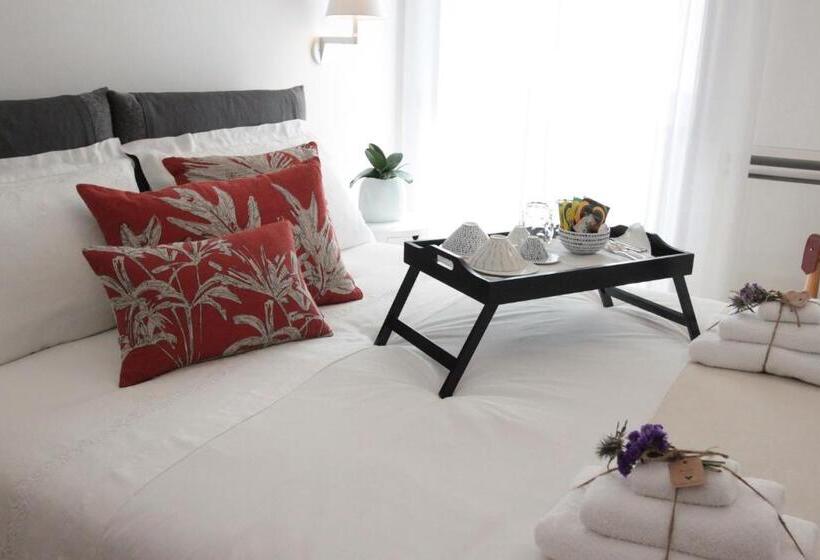اتاق استاندارد با بالکن, Palazzo Pinto B&b   Brindisi