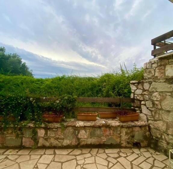 اتاق استاندارد با چشمانداز باغ, The Olives Terrace Residences