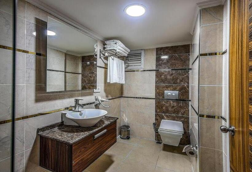 Номер Стандарт Трехместный, Madi Otel