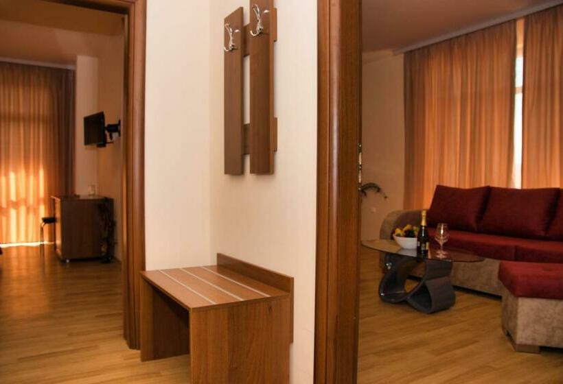Апартаменты 1 Спальня, Balneo And Spa Complex Mineral Yagoda