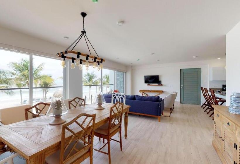 Люкс Deluxe Вид на Море, Playa Caracol Residences