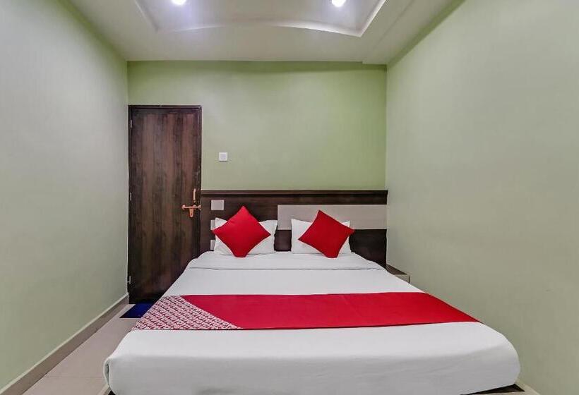 Трехместный Номер Классика, Super Hotel O Royal