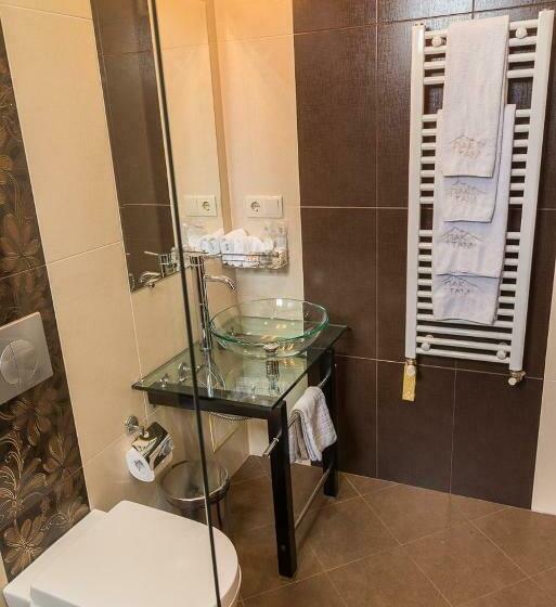 Студия Deluxe, Family Hotel Pak Tam
