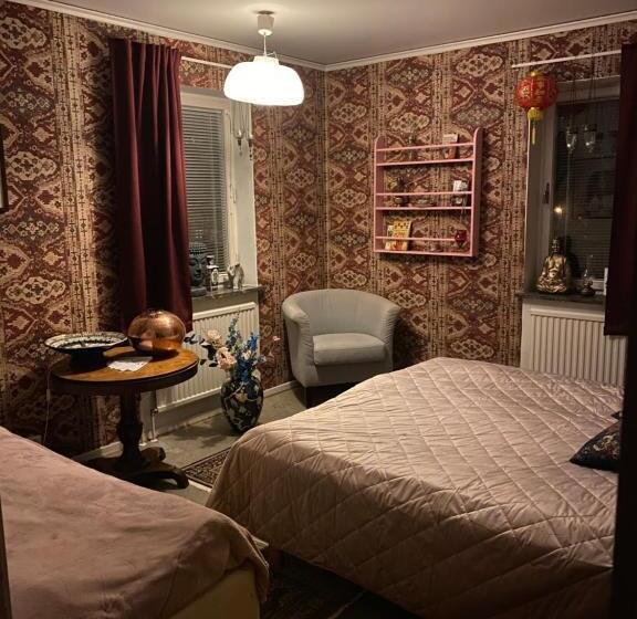 اتاق استاندارد با سرویس بهداشتی مشترک, Bed And Books På österlens Gästhärbärge