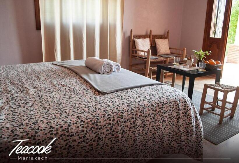 Полулюкс Вид на Бассейн, Teacook Marrakech
