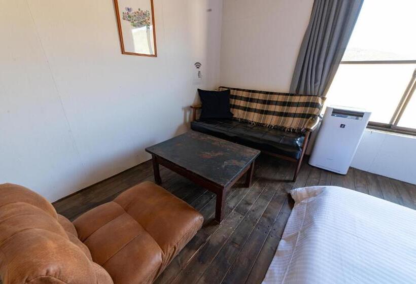 Трехместный Номер Стандарт Совместная Ванная, Ichi The Hostel