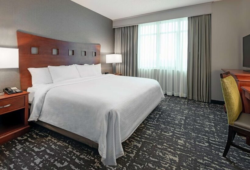 장애인을 위한 스위트, Embassy Suites By Hilton St. Louis St. Charles