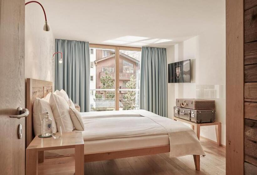 Люкс Повышенной Комфортности, Firefly Luxury Suites
