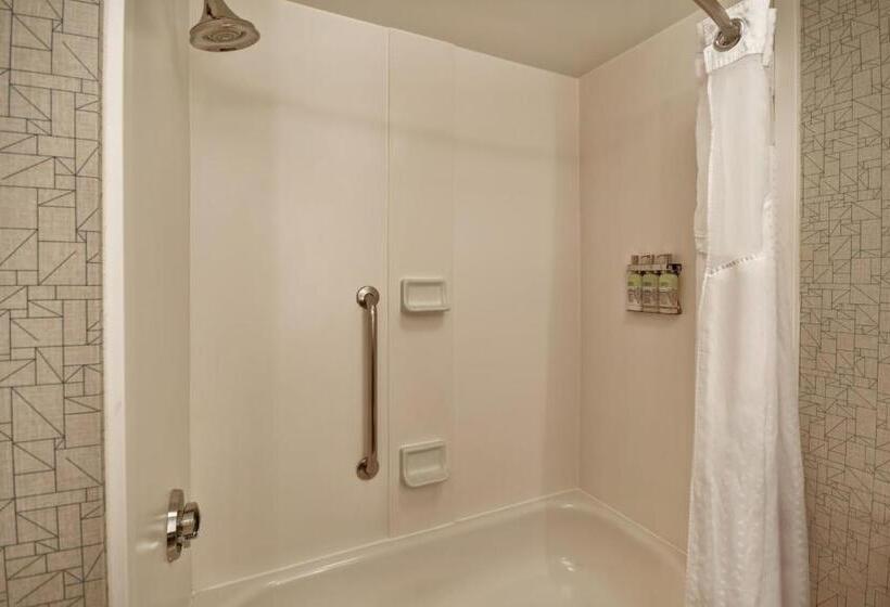 Suite Łóżko King Size, Holiday Inn Express Newport North   Middletown, An Ihg