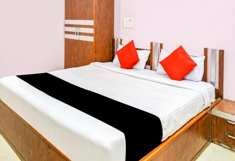 Трехместный Номер Классика, Capital O 79766  Star International