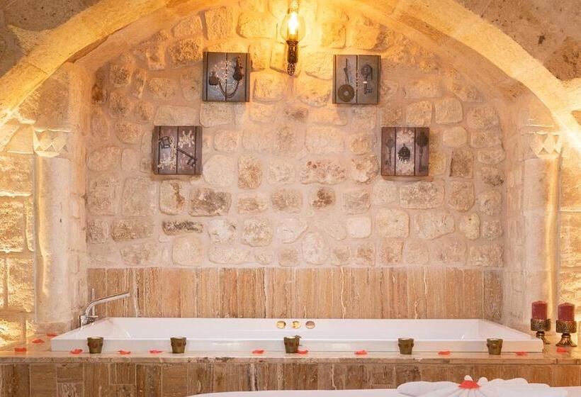 Люкс Повышенной Комфортности, Elysion Cave Suites