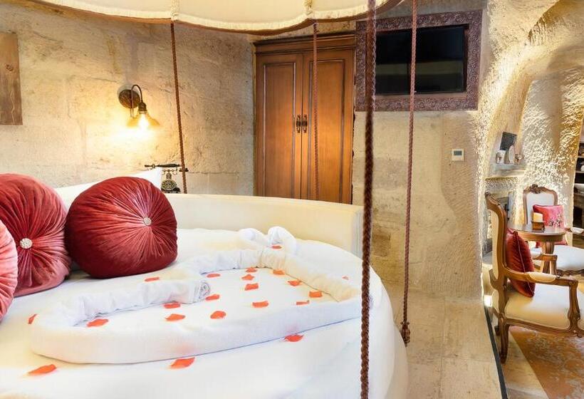 Номер Deluxe Кровать Кинг, Elysion Cave Suites