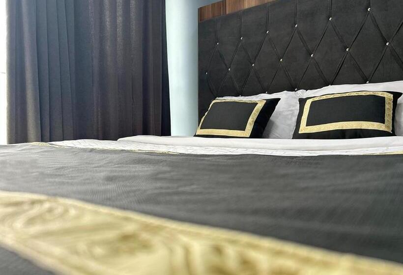 اتاق لوکس چهار تخته, Ottoman İstanbul Ai̇rport Otel