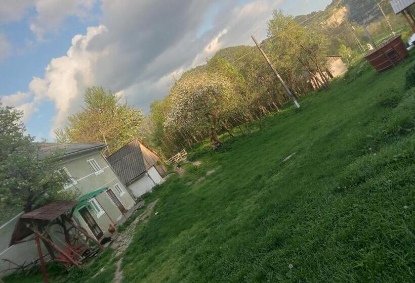 اتاق استاندارد, Room In Guest Room   Sejour In Green Garden With Lake View For 2 People